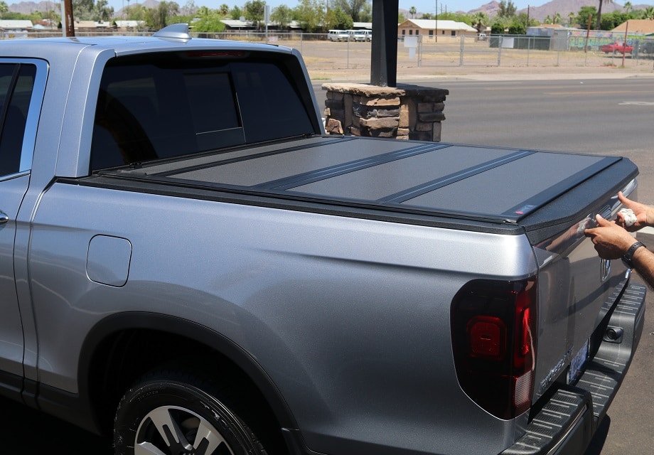 Honda ridgeline tonneau cover