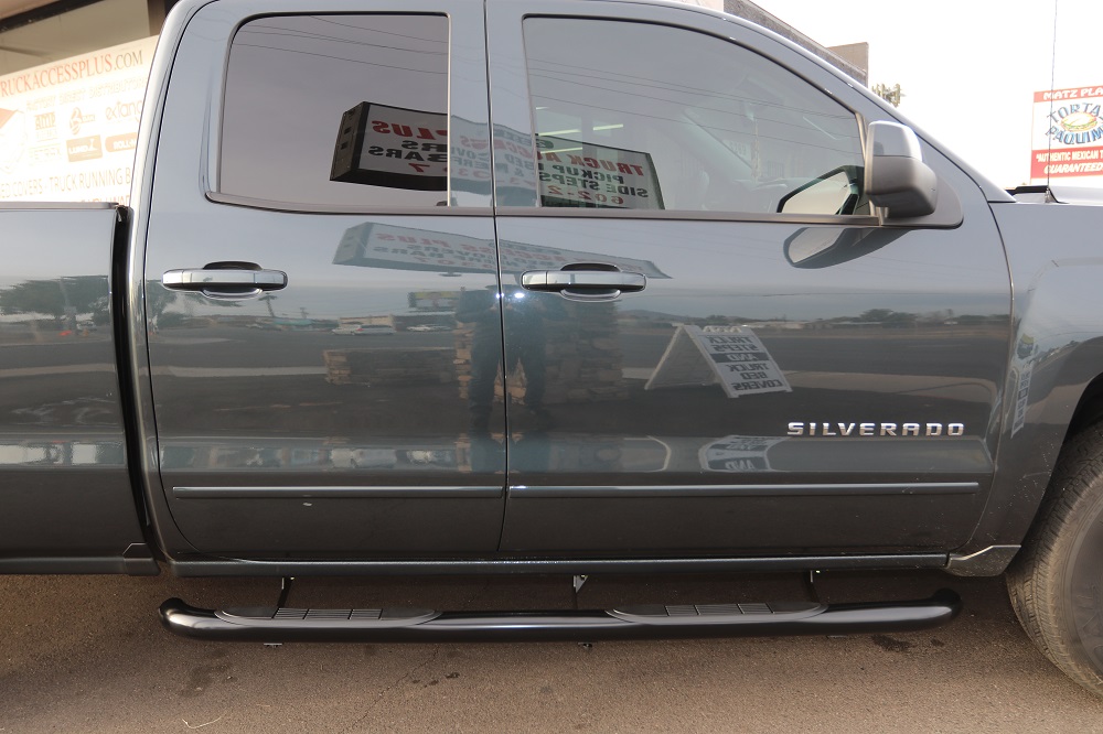 Chevy Silverado Double Cab 3 Inch Round Steps Chevy Silverado Double Cab 3 Inch Round Steps