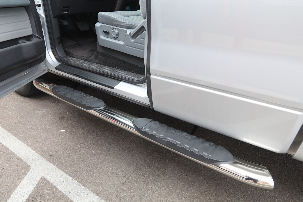 FORD F150 SUPER CAB 5 INCH OVAL NERF BARS