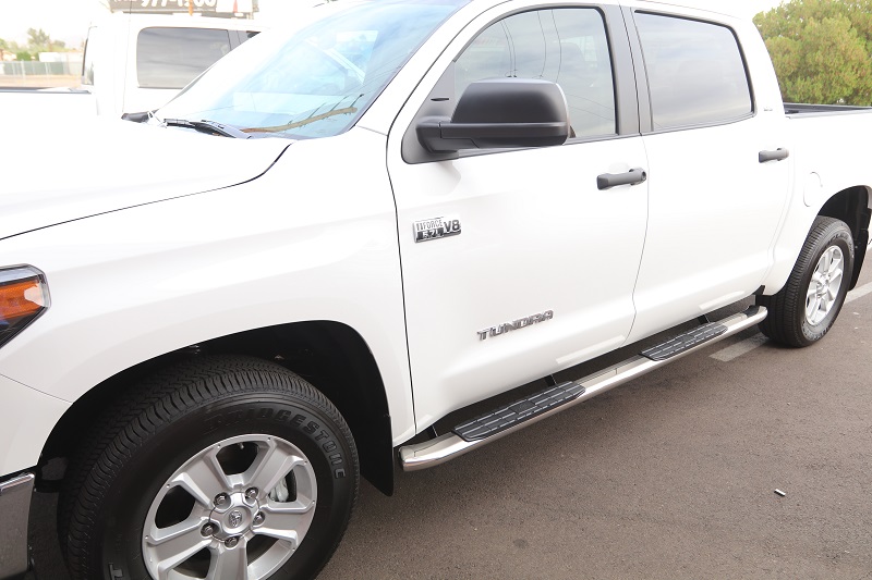 TOYOTA TACOMA 4 INCH chrome RUNNING BOARDS