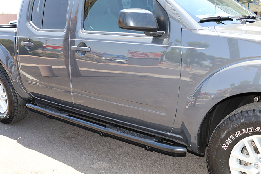 Nissan Frontier Nerf Bars