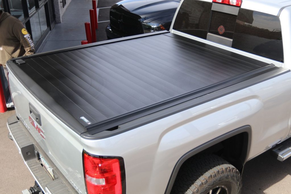 2014-2018 Chevy Silverado/GMC Sierra 6.5′ Bed RetraxPRO MX Retractable ...