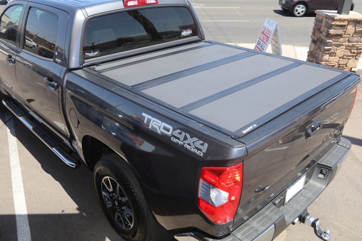BAK 07-20 Toyota Tundra 5ft 6in Bed BAKFlip MX4 Matte Finish