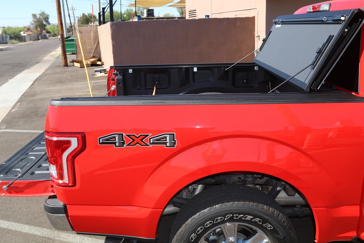 ford f150 bakflip mx4 hard truck bed cover