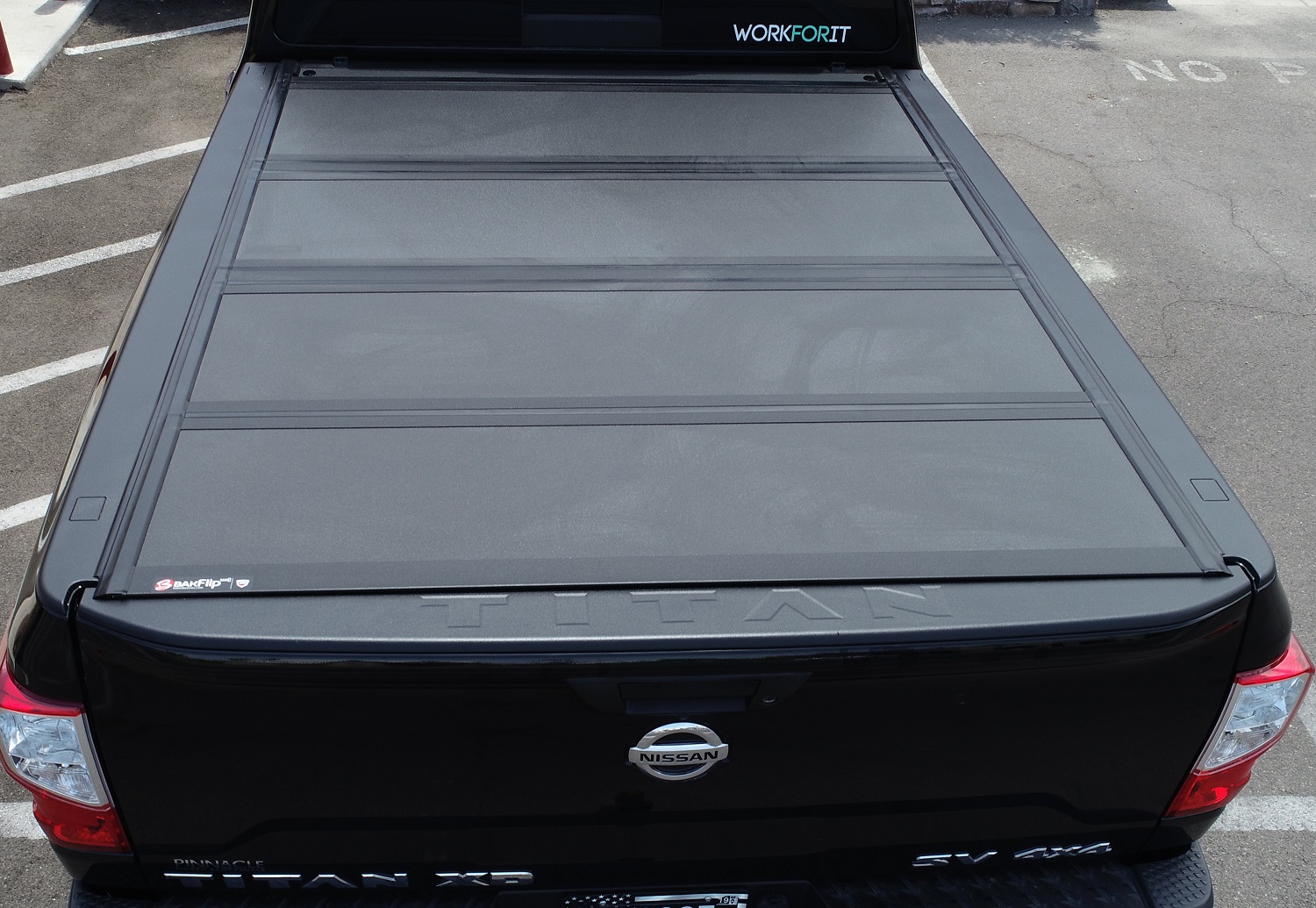 6 1/2 ft Bed Gator ETX Soft Tri-Fold Truck Bed Tonneau Cover fits Nissan Titan XD 2016-19 59511