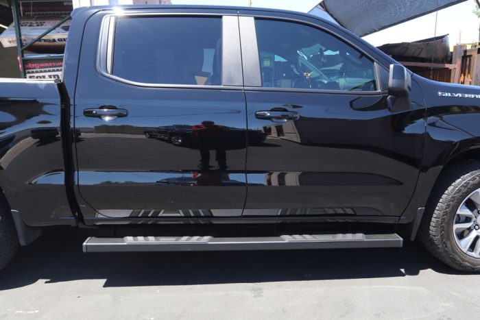 2019 CHEVY SILVERADO-GMC-SIERRA 6 INCH BLACK STEP BOARDS