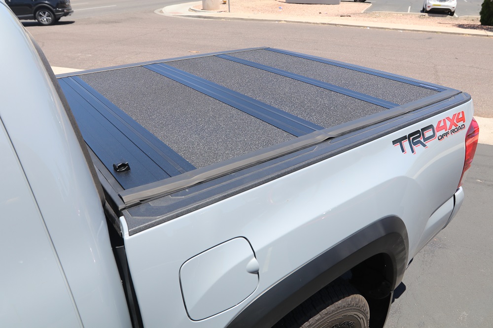 hard tri fold tonneau cover chevy silverado