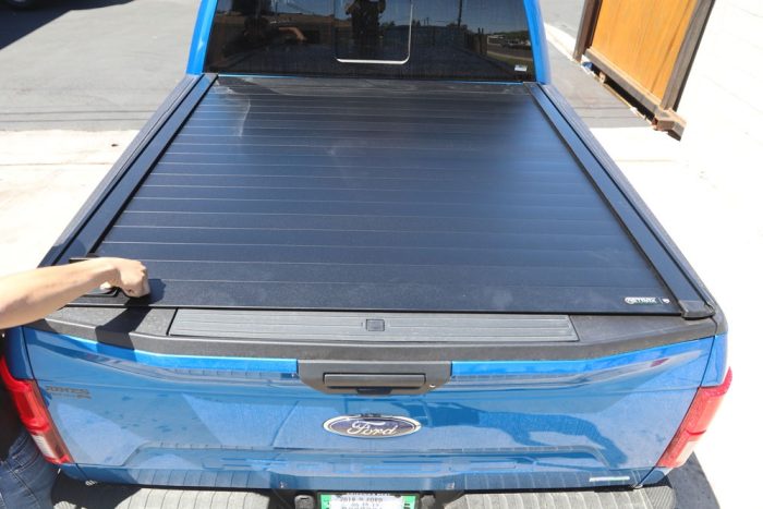 retraxpro xr ford f150 truck bed cover