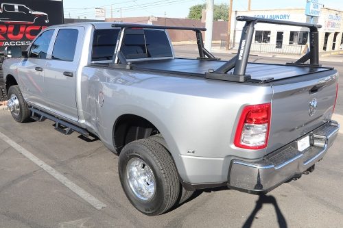 RetraxPRO XR Yakima Overhaul HD Ram 2500 Dually