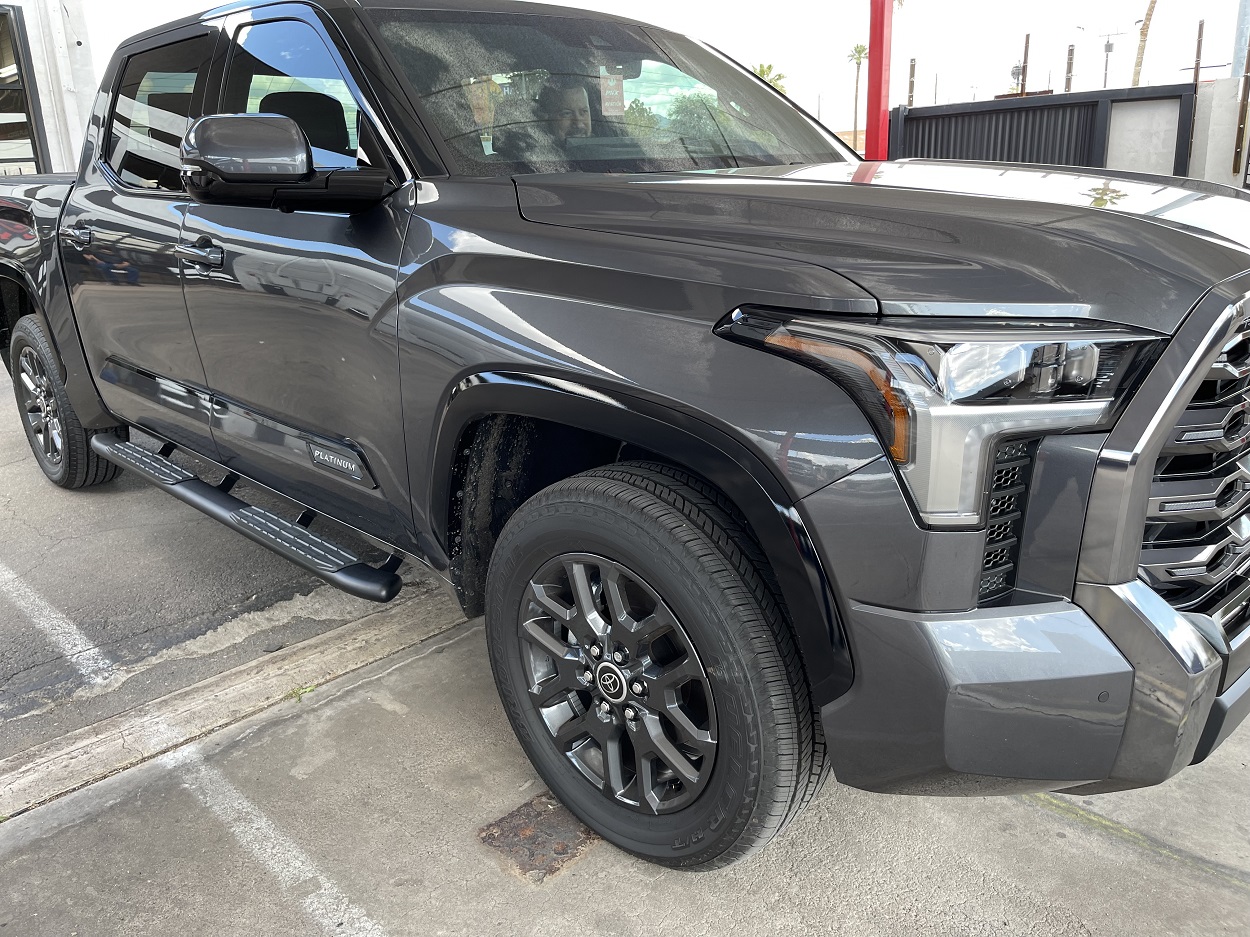 toyota tundra running boards 2024