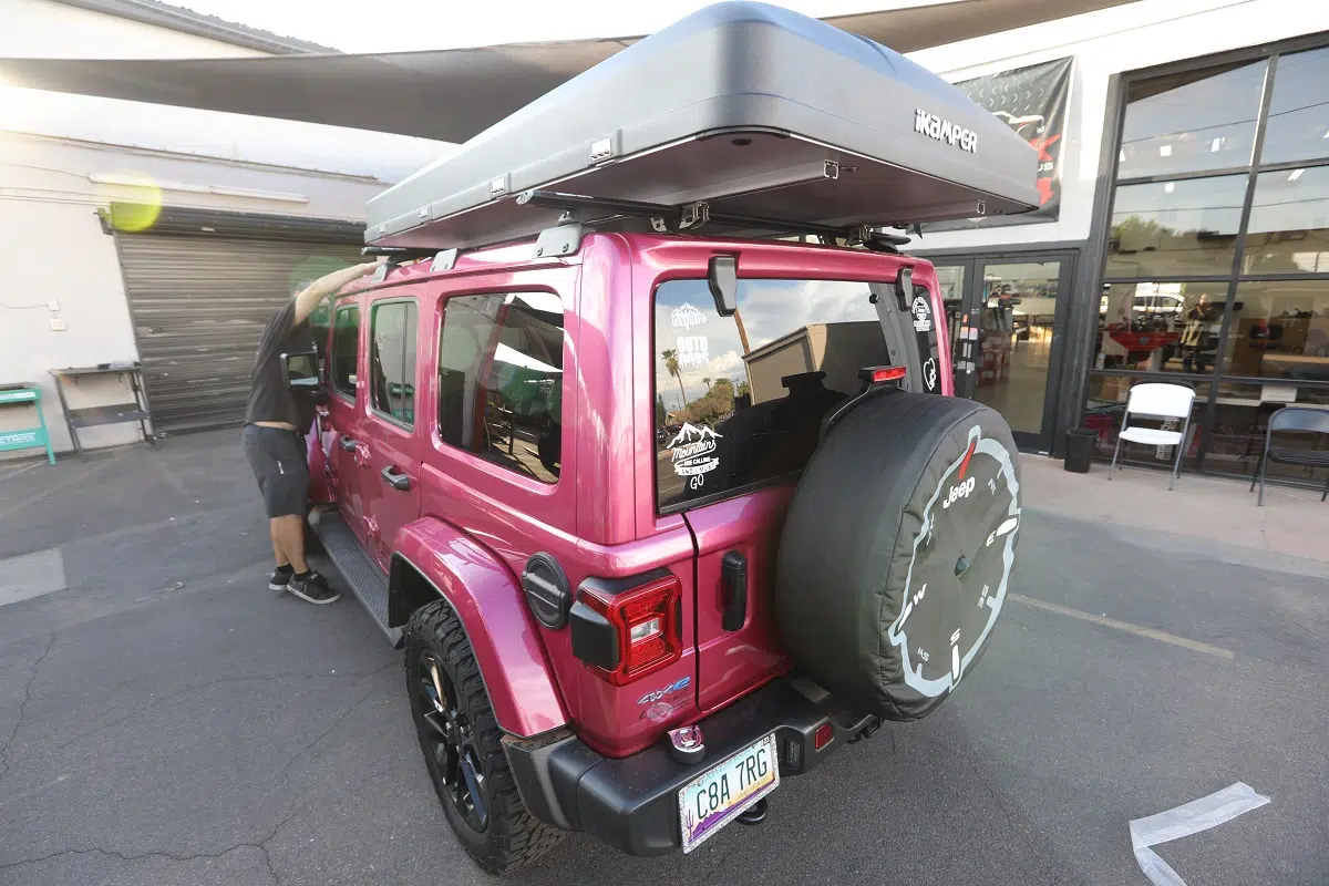 Jeep Wrangler iKamper 3.0 SkyCamp Rack Rooftop Tent