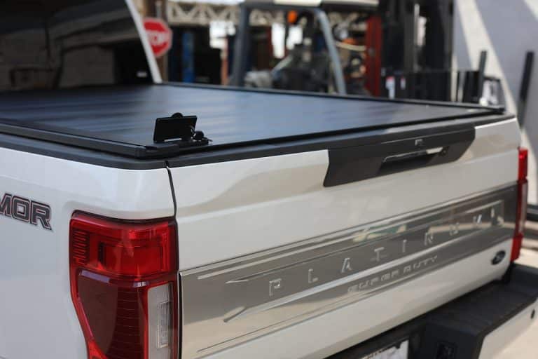 RetraxPRO XR 20172024 Ford Super Duty 8′ Bed Retractable Cover