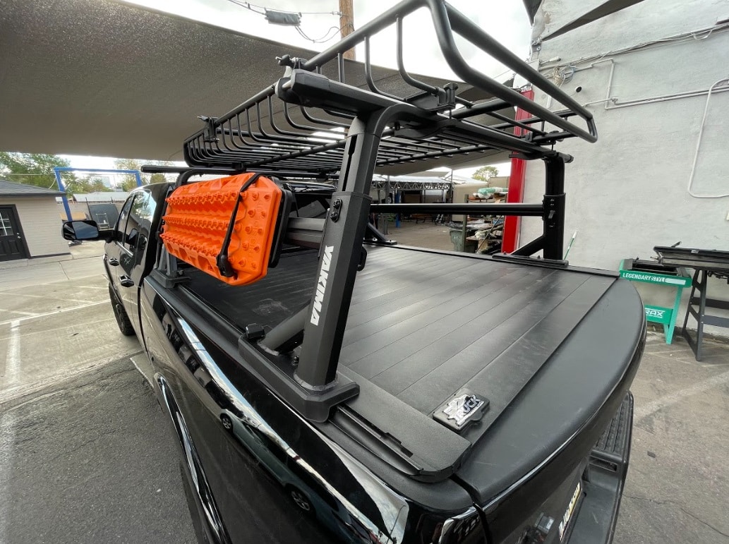 retraxpro xr yakima overhaul hd truck bed cover rack