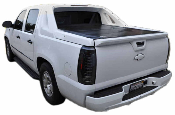 02-13 AVALANCHE/ESCALADE EXT CREW CAB BAKFLIP F1 TONNEAU COVER - Image 3